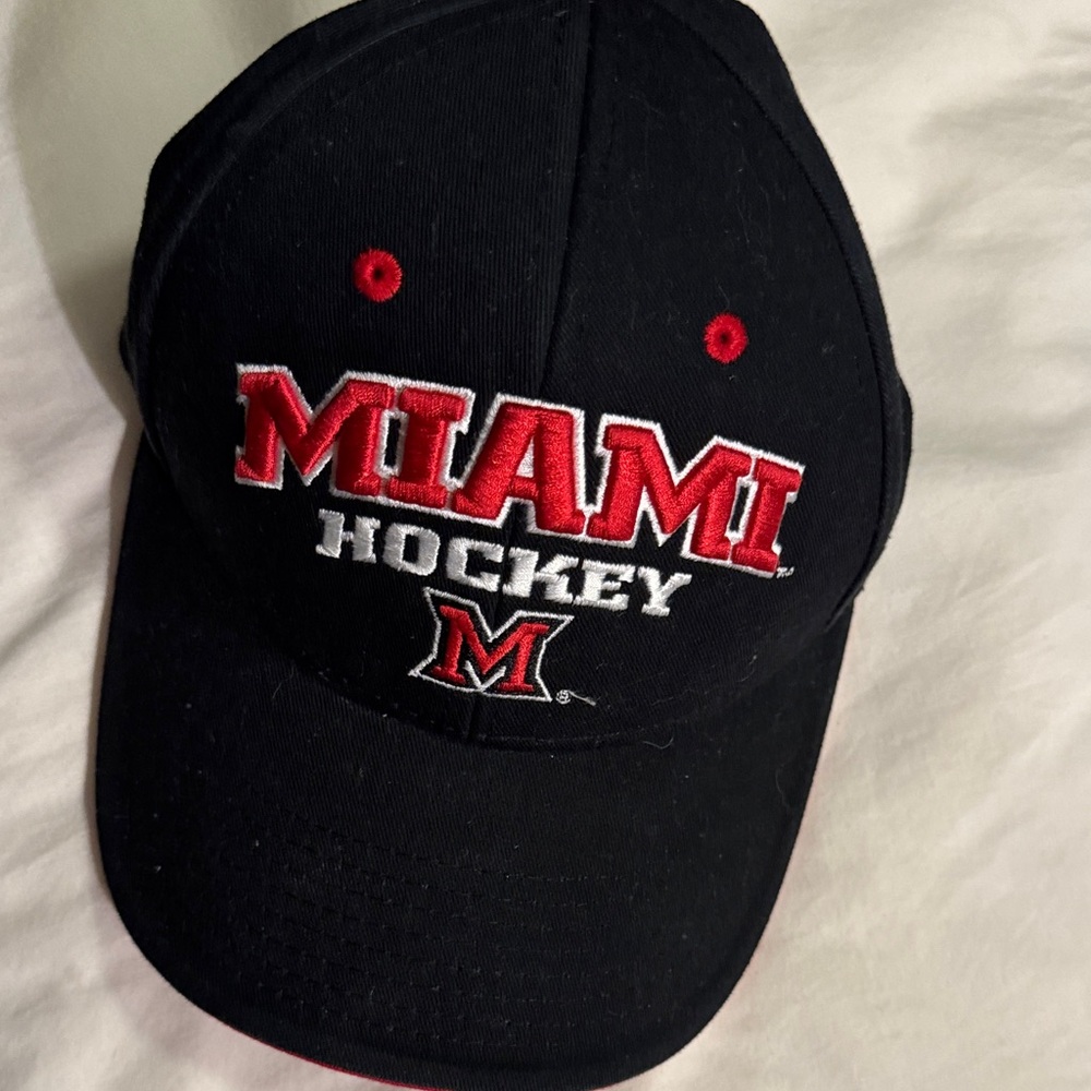 Miami Hockey Black Cap